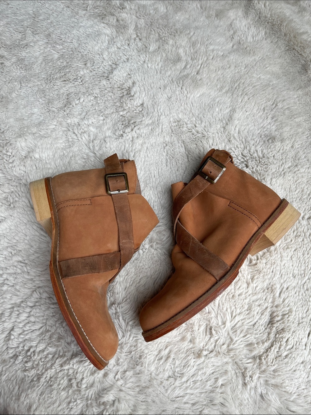 Free People Las Palmas Tan Leather Crisscross Ankle Boots Size 37 - Picture 3 of 9